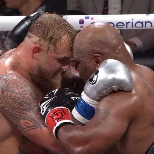 [ TV / Boxe ] Mike Tyson vs Jake Paul : un combat spectaculaire qui...