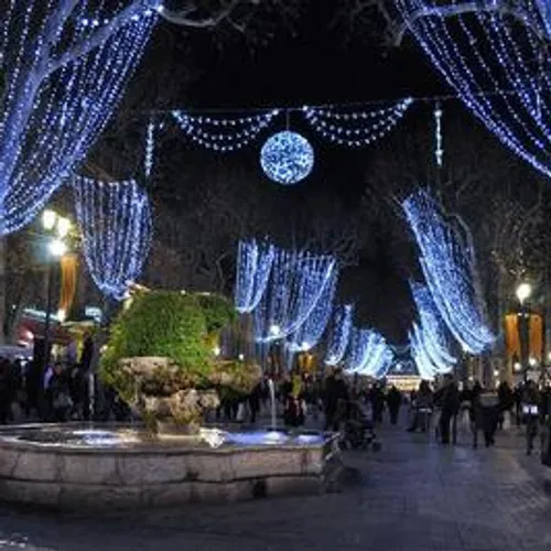 [ CULTURE / LOISIR]  MARCHE DE NOEL - AIX EN PROVENCE 