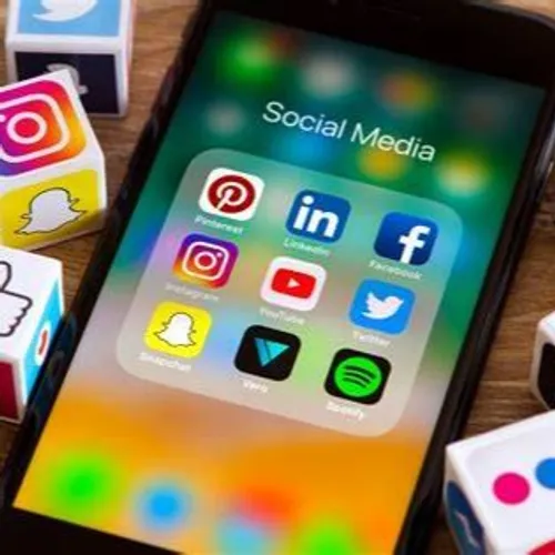 [ Société ] Les réseaux sociaux : un impact préoccupant sur la...
