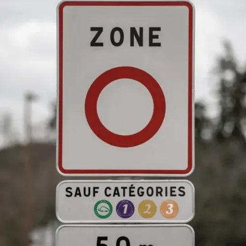 [ Société ] ZFE : La fin des Zones à Faibles Émissions en débat