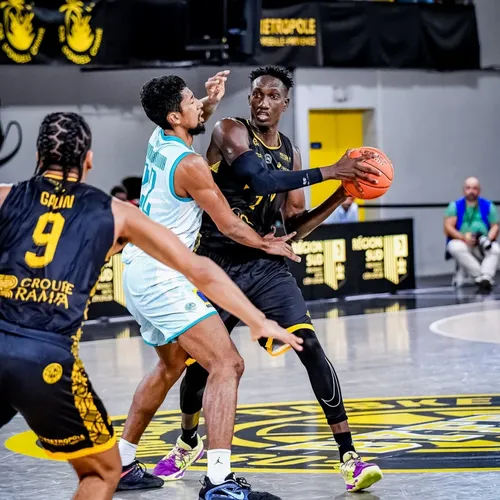 [ Basket ] Fos Provence Basket s'incline face à l'Elan Béarnais