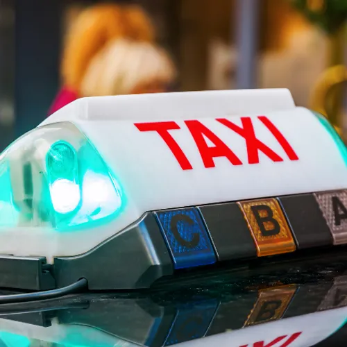 [ Société ] Mobilisation des taxis : Opérations escargots en Région...