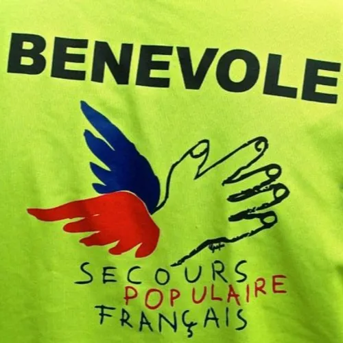 [ Société ] Collecte solidaire du Secours Populaire à Fontvieille :...