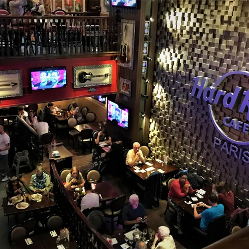 [ Société ] Clap de fin pour le Hard Rock Café en France : la...