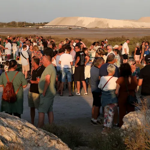 [ CULTURE - SALIN DE GIRAUD ] À Salin-de-Giraud, l'histoire de La...