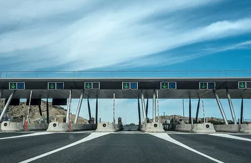 [ SOCIÉTÉ ]: Prendre l'autoroute coûte de plus en plus cher