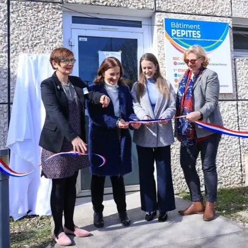 [ Santé ] Nouveau bâtiment pédiatrique inauguré à Arles : Un bond...