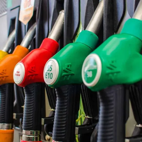 [ Economie ] Bonne nouvelle à la pompe : le prix des carburants...