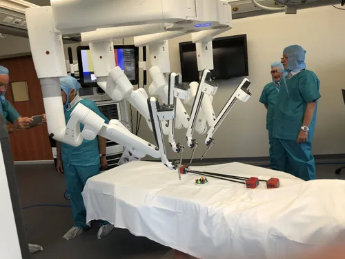 [ Santé ] Un urologue Bordelais réalise une prostatectomie de...