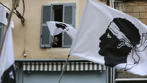 [ POLITIQUE - FRANCE ] La Corse bientôt indépendante ? Gérald...