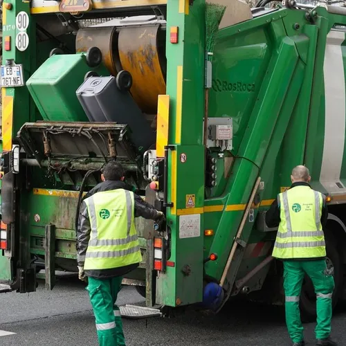 [ Société ] Grève des éboueurs : Arles, Saint-Martin-de-Crau et...