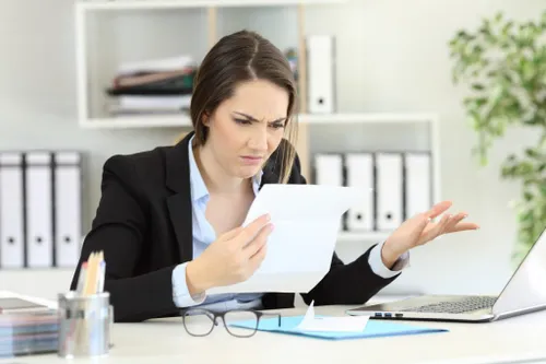 [ SOCIETE ]: Les femmes travaillent théoriquement gratuitement à...