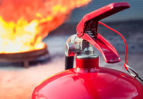 [ SOCIETE ]: L’incendie du centre de tri de Saint Chamas a eu de...