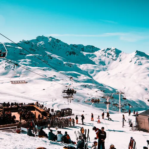 [ SOCIETE ] 800 postes à pourvoir dans les stations de ski