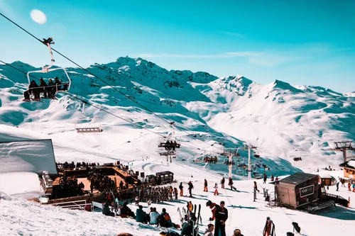 [ SOCIETE ] 800 postes à pourvoir dans les stations de ski