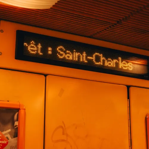 [ SOCIETE ] A partir de ce soir le dernier métro marseillais sera à...