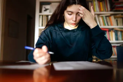 [ SOCIETE ] DEBUT DES EPREUVES DE BACCALAUREAT GENERAL DES DEMAIN 