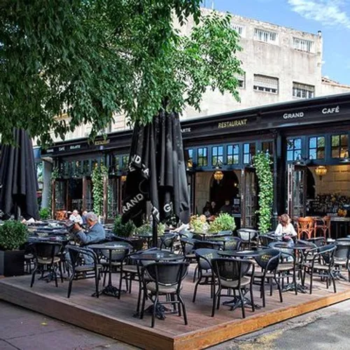 [ ECONOMIE - ARLES ] Vers des terrasses hivernales à Arles : un...