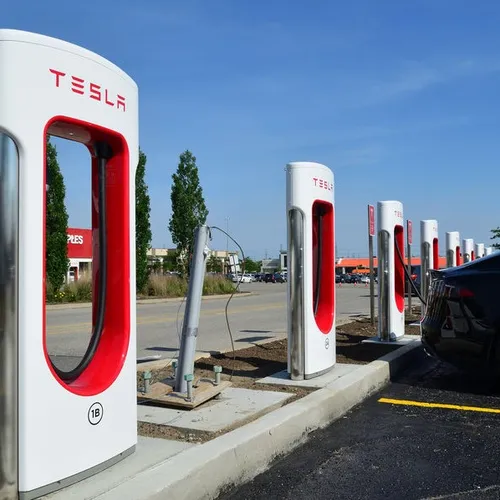 [ Société ] 25 Bornes de recharge rapide en plus pour les voitures...
