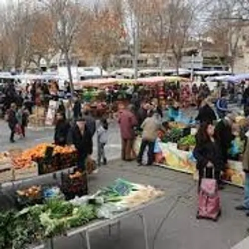 [CULTURE]: Le marché d’Arles en lice pour représenter la région au...