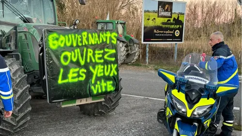 [ MANIFESTATION - DIRECT ] Agriculteurs en colère : l'A51...