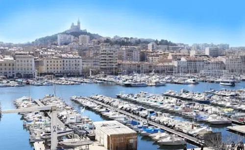 [ SOCIÉTÉ / ENVIRONNEMENT ]: Des ports plus propres et un...