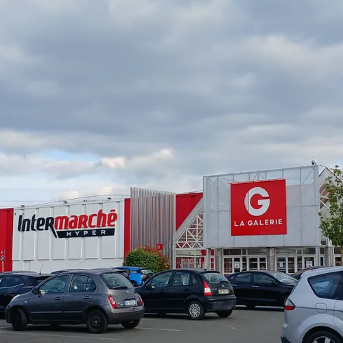 La ville attend une réponse du propriétaire de la galerie commerciale 