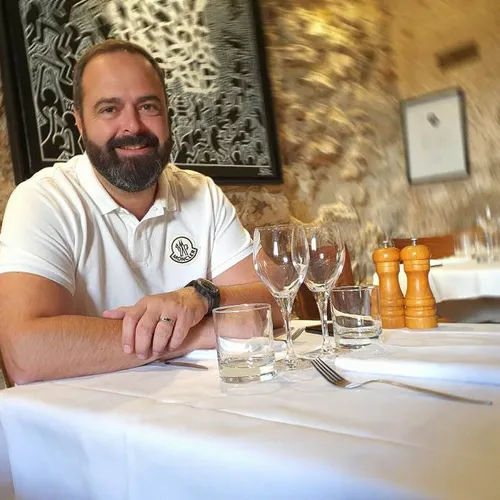 Star Business avec Laurent Ceccarini, directeur du restaurant La Côte de Boeuf à Marseille