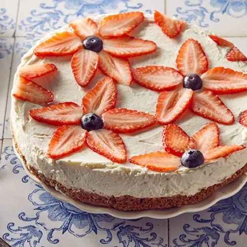 Cheesecake et fruits frais