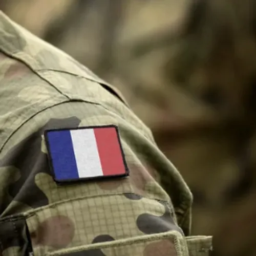 Grâce à sa nouvelle gamme de treillis, l’armée française renforce...