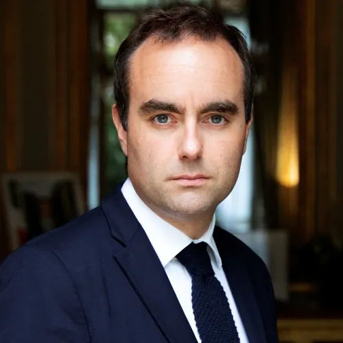 Sébastien Lecornu poursuit les discussions avant la date limite