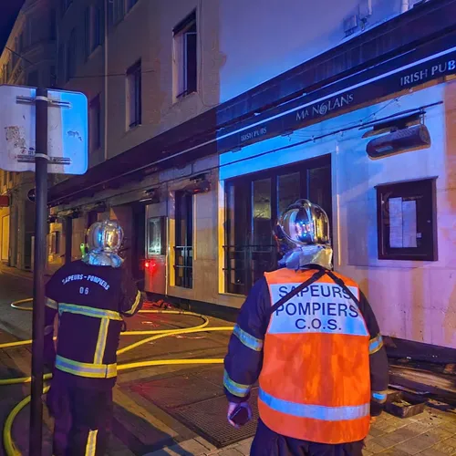 Cannes : Incendie cette nuit au pub irlandais le « Manolans »