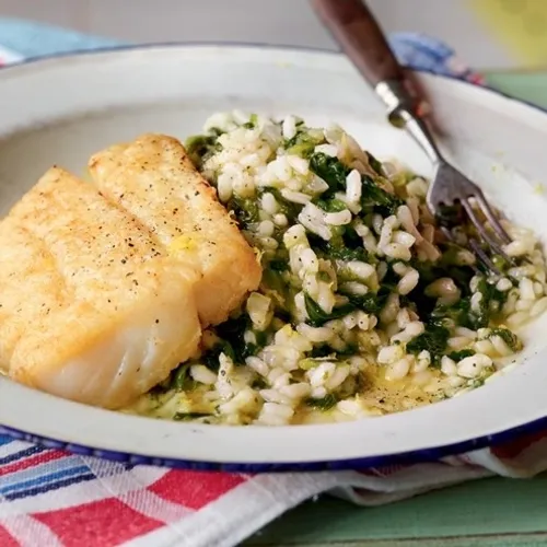 Filet de poisson à la poêle et son risotto aux épinards