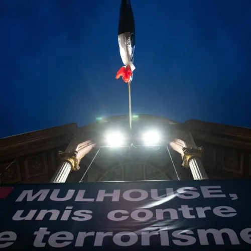 Attentat de Mulhouse :  des centaines d’habitants se sont...