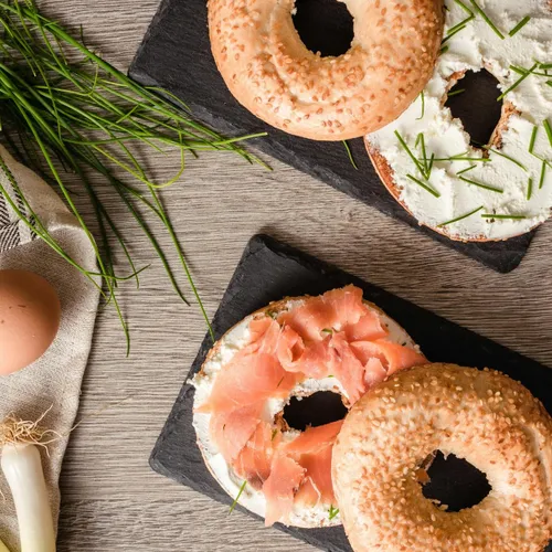 Bagels au saumon fumé et sauce ranch maison