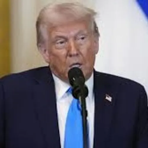 Donald Trump a annoncé que les États-Unis allaient «prendre le...