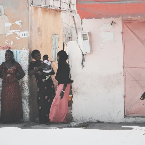 JDA - Au Sénégal, les produits de base connaissent une forte...