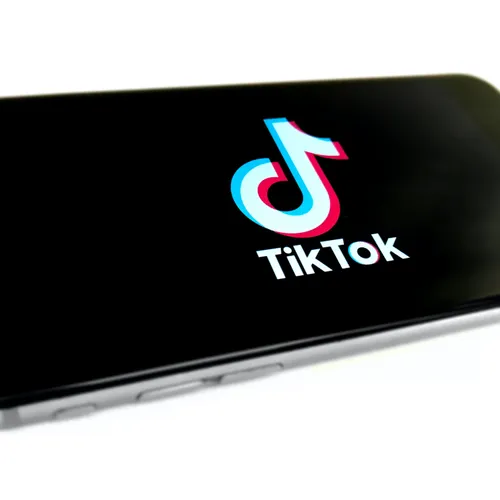 Pourquoi le réseau social TikTok a t-il censuré le "Milk Crate...