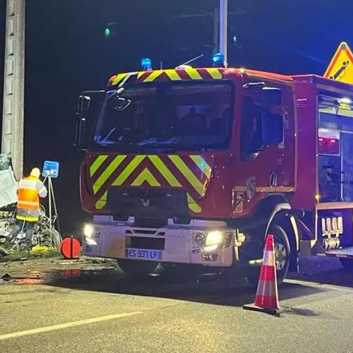 Deux blessés dont un grave dans une collision frontale