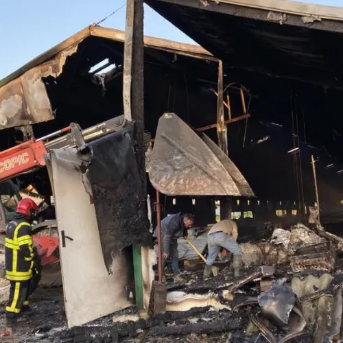 26 000 poulets périssent dans un incendie