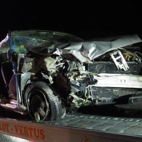Un automobiliste décède dans une collision frontale