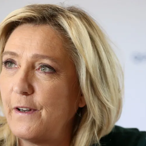 Marine Le Pen en déplacement dans l'Aisne