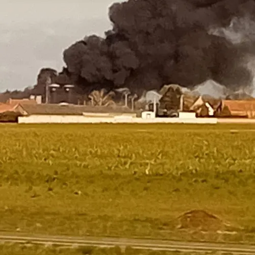 Un incendie spectaculaire en ce moment à Socx