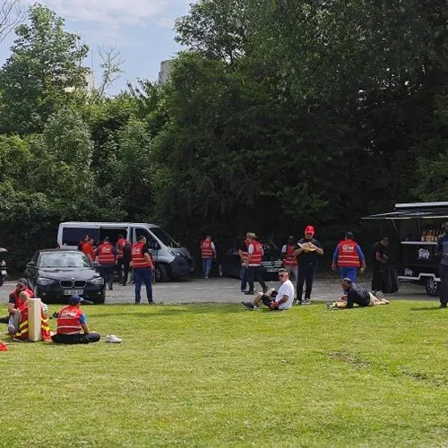 Lumbres : rassemblement devant Eqiom pour demander plus de clarté...