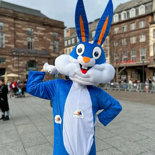 Les Vitrines de Strasbourg fêtent Pâques pour les enfants