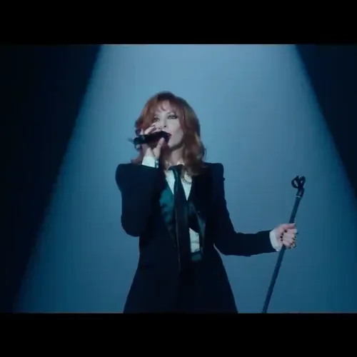 Mylène Farmer signe la BO de "Donjons & Dragons"
