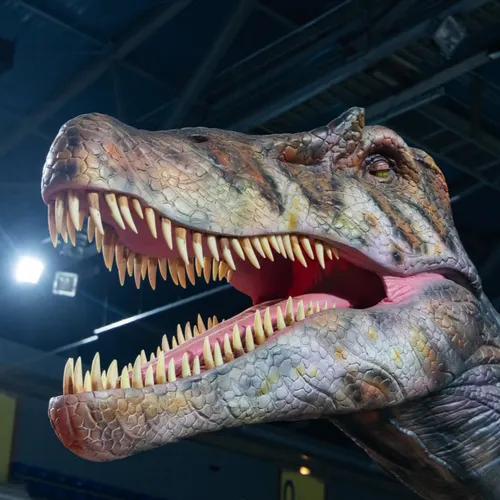 Insolite : une expo de dino au Parc Expo de Mulhouse 