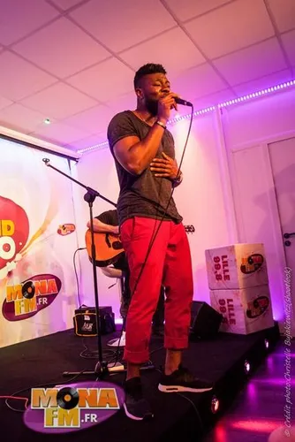MONA FM