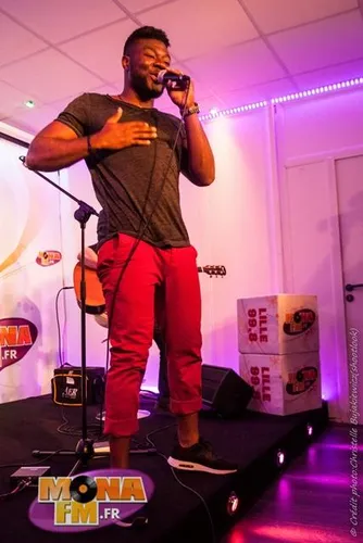 MONA FM