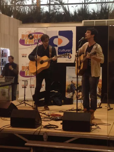 MONA FM